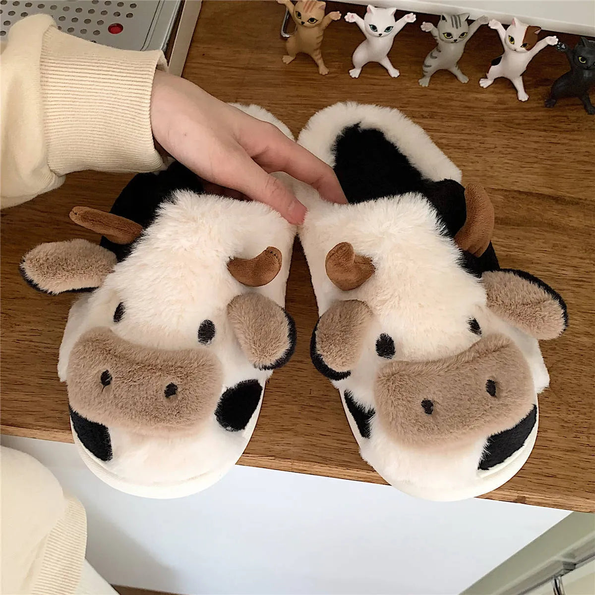 White cow animal slippers with faux fur and anti-slip textured soles