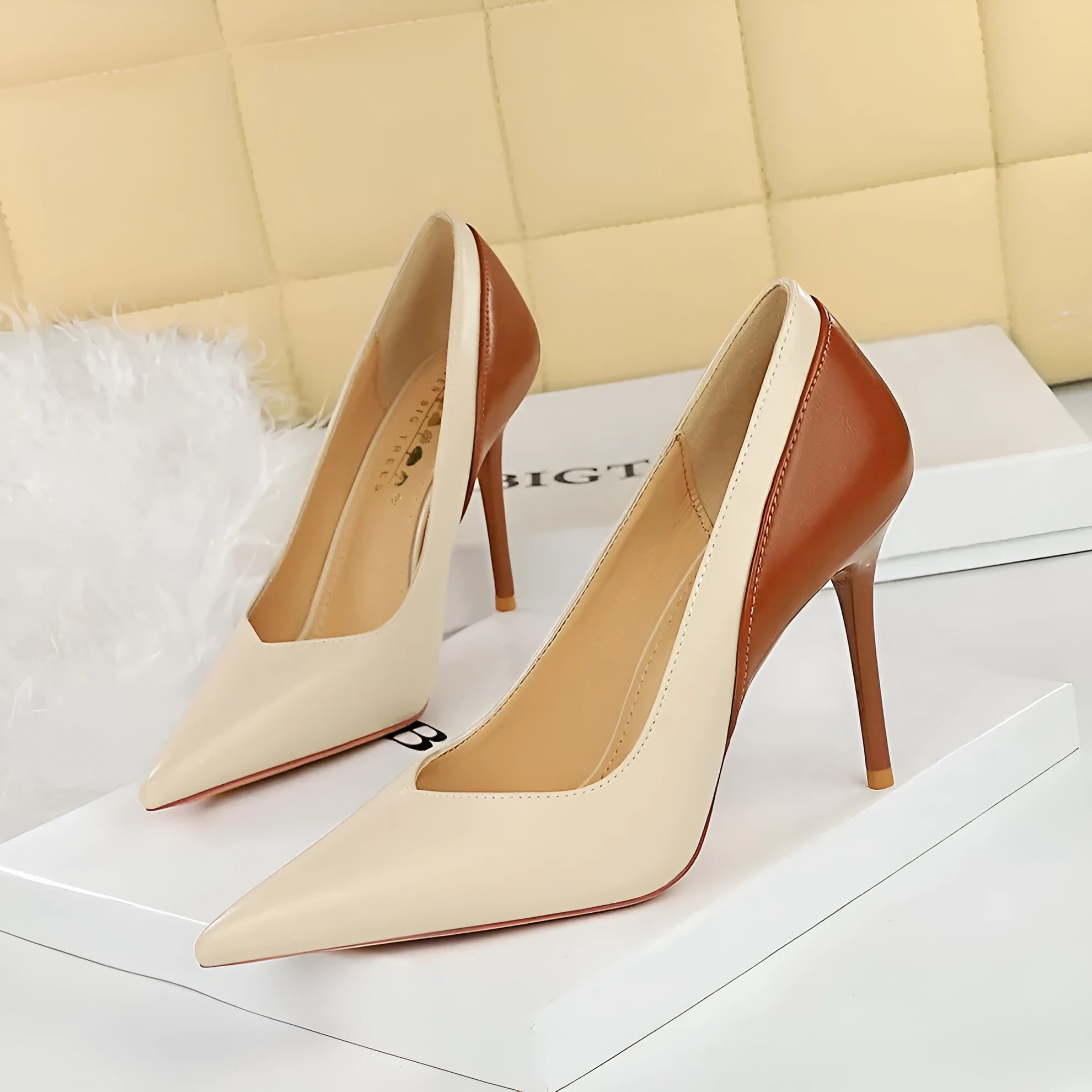 Retro colour block stiletto heel pumps for women, pointed toe, black colour, low top upper, super high heel
