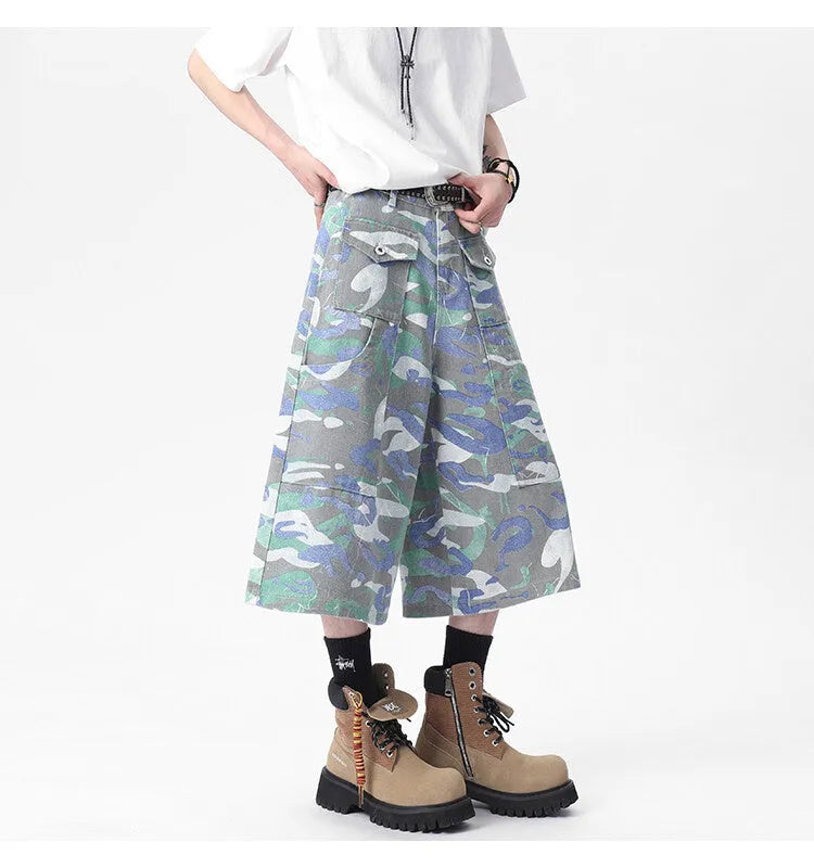 Camouflage colour cotton denim cropped trousers with straight leg and zipper fly