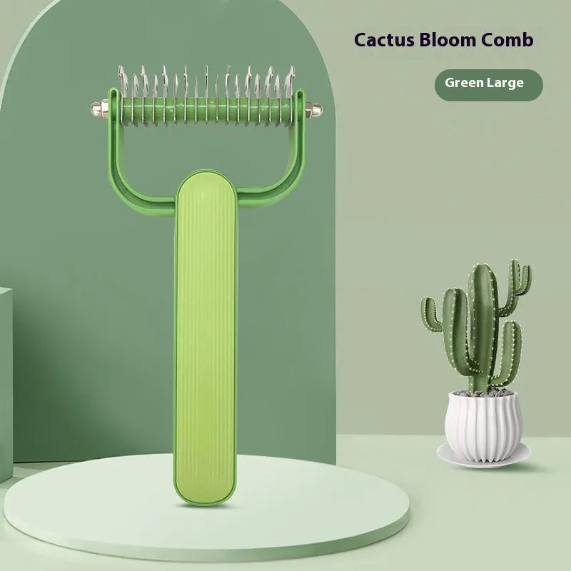Creative pet grooming comb with PP plastic handle and stainless steel teeth in green colour