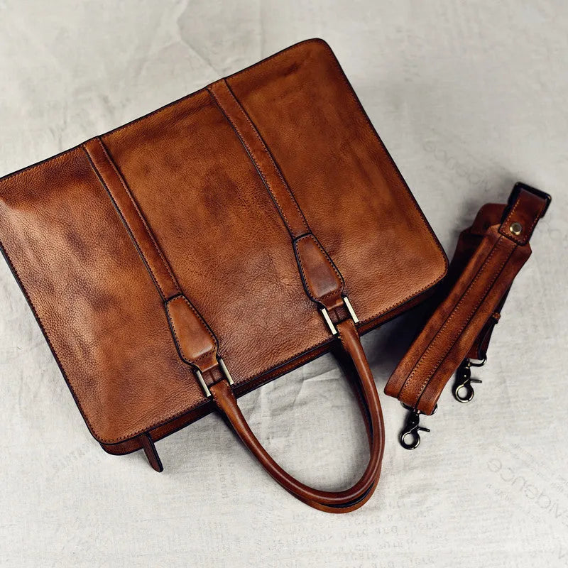 Men's horizontal leather handbag in vegetable tanned cowhide with 14 inch laptop compartment