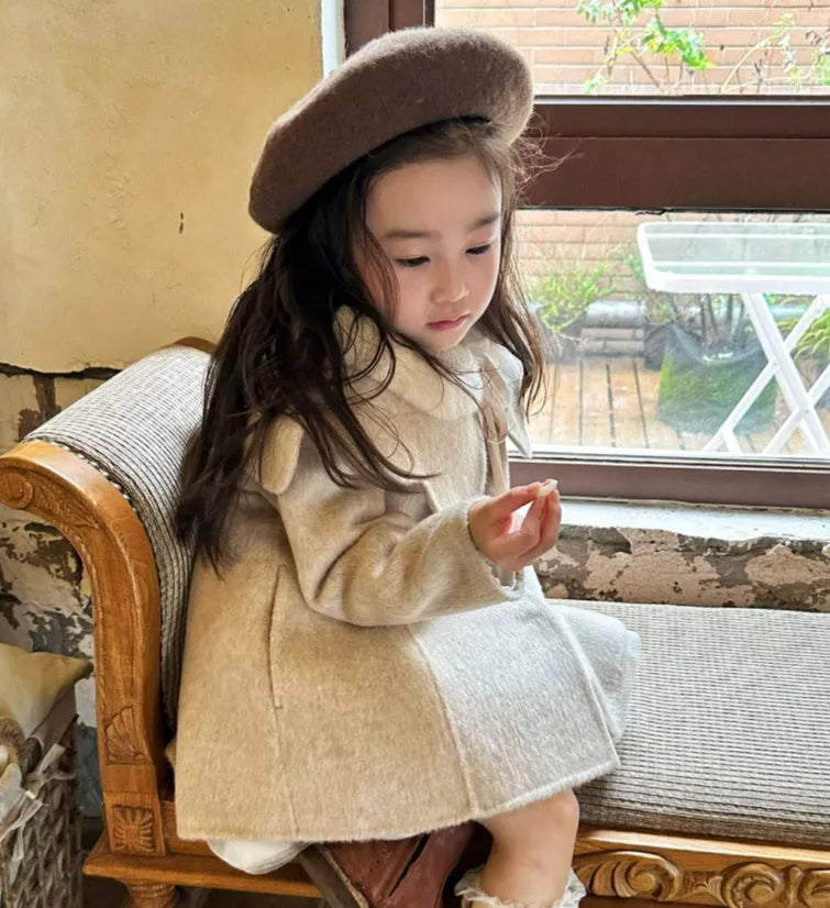 Retro wool double-sided cashmere girl coat in light oats colour with lapel round neck and single-breasted closure