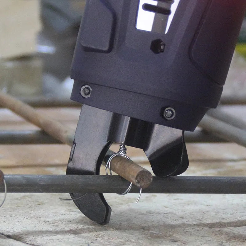Fully automatic electric steel bar tying machine with battery and adjustable wire length