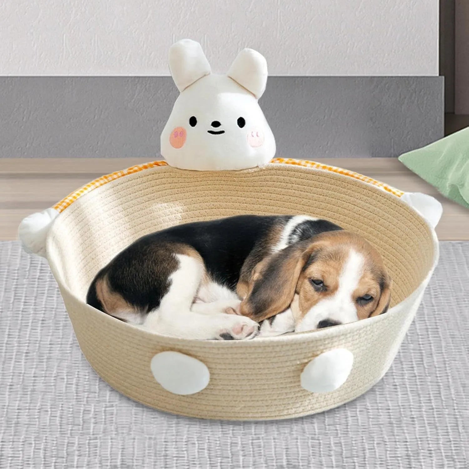 Woven cotton rope cat bed with scratching board surface, available in bear or rabbit styles.