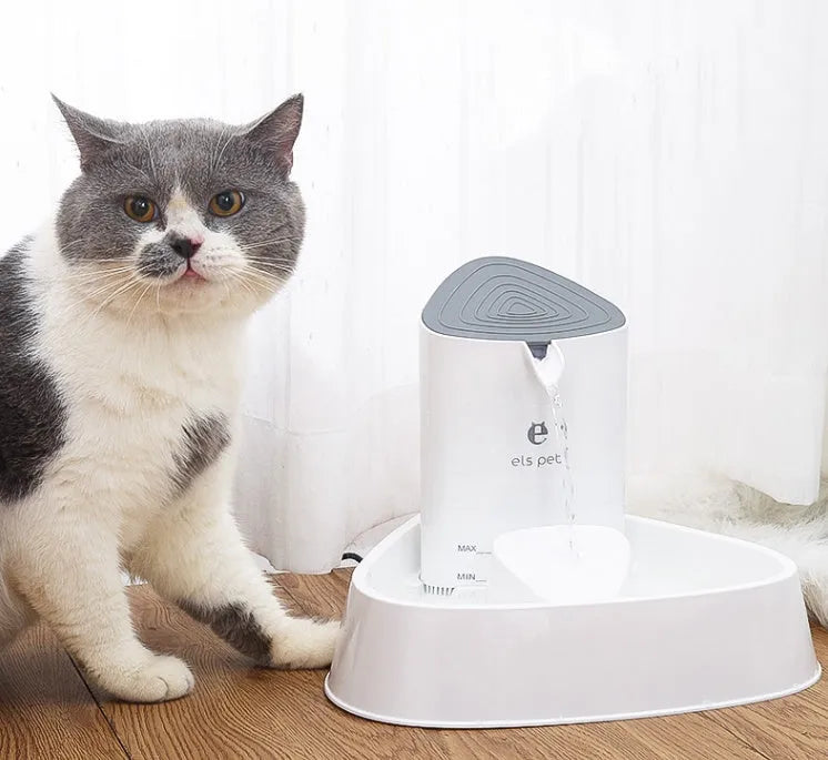 Pet water dispenser with quadruple filtration and silent pump, 1.8L capacity, made from high-brightness PP resin