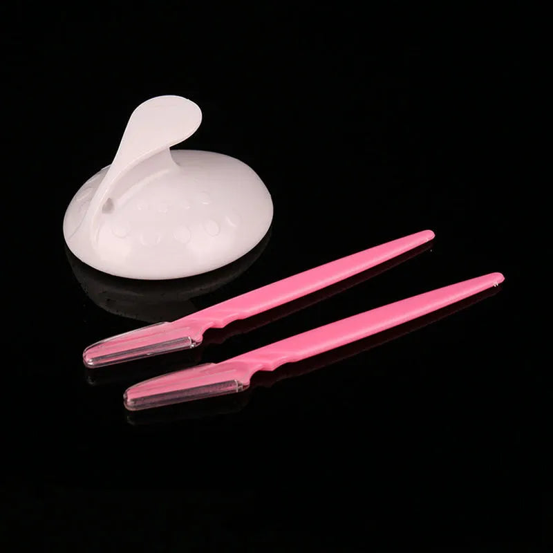 Hair remover manual shaver with white and rose red ABS plastic body on blister card packaging