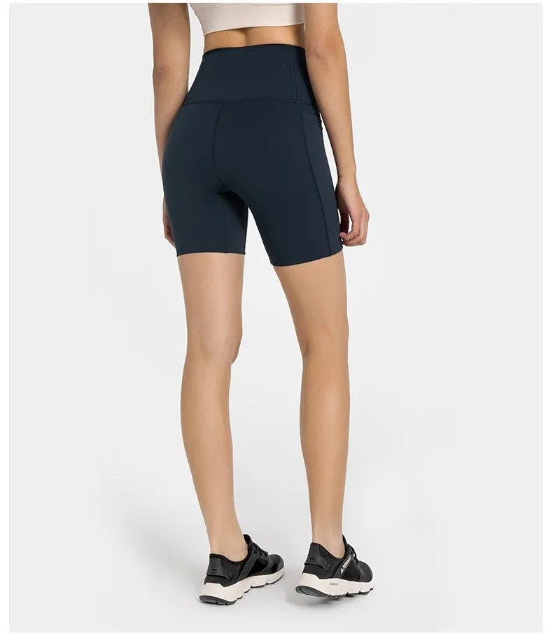 Women's cotton blend sports shorts in fifth pants length with Super Stretch fabric