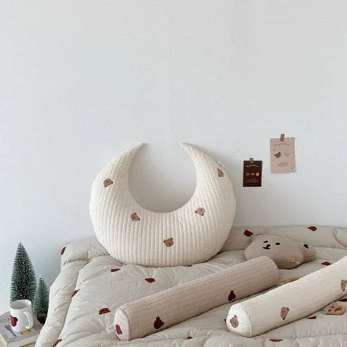Anti-mite pure cotton nursing U-shape pillow in bear colour, 56cm x 65cm, for baby feeding and sleeping support