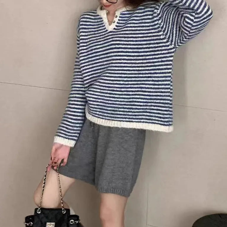 Retro striped cashmere sweater for women in free size pullover style