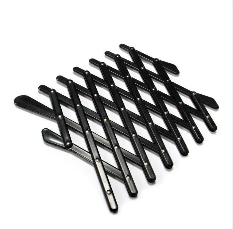 Pet retractable fence in black S size on a white background