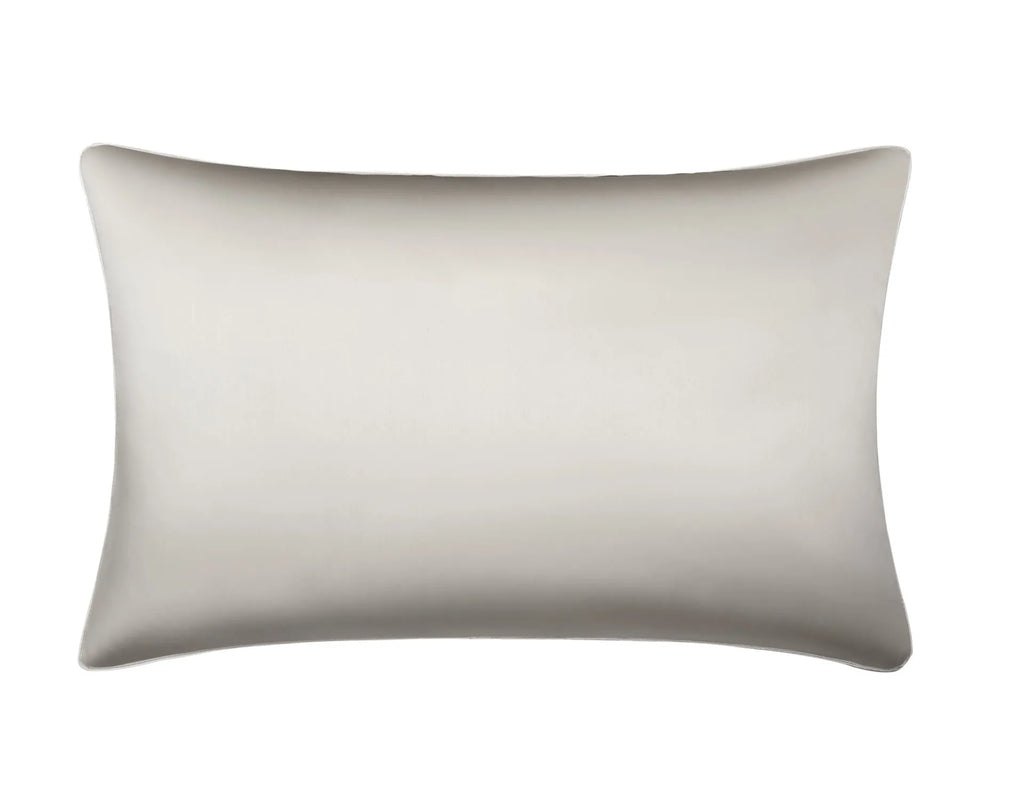 Single mulberry silk pillowcase in palace luxury style, size 48cm by 74cm.