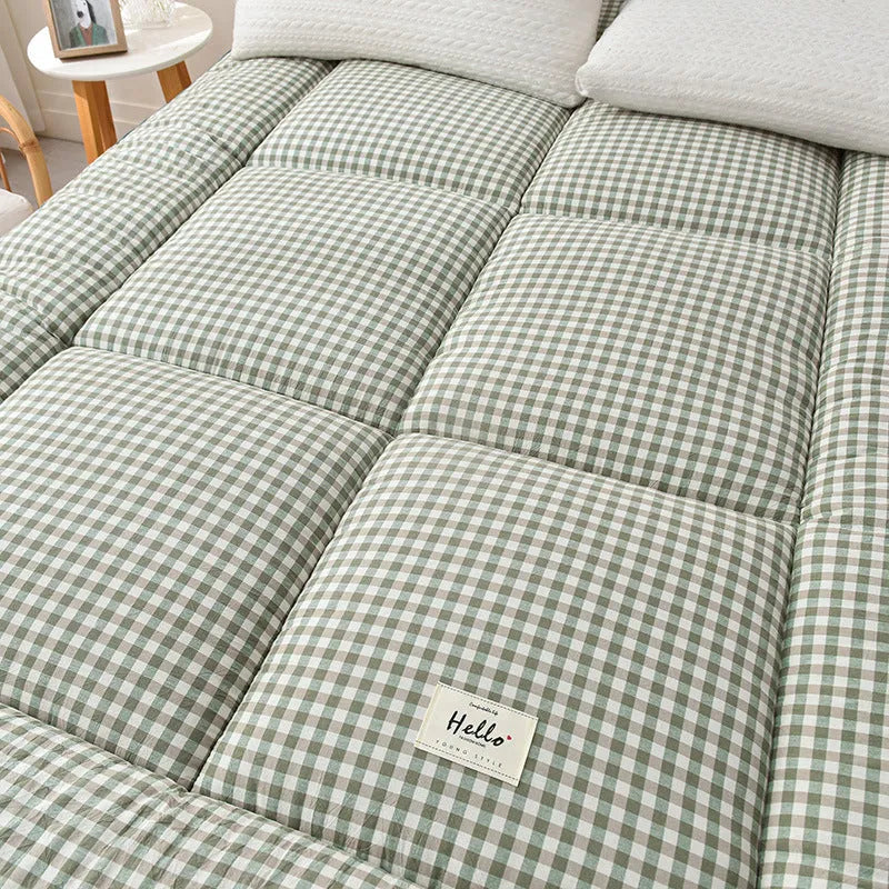 Thick feather velvet mattress topper with 10cm cushioning in pink plaid pattern, chemical fibre cover, polyester fill, for beds up to 2.0m