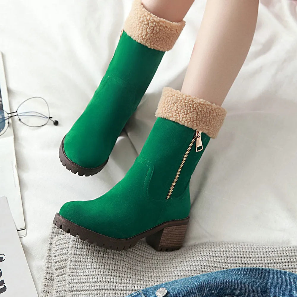 Snow boots with short plush lining in black, grey, green, or orange colours