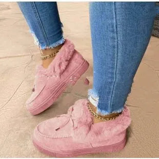 Cotton warm winter slippers with velvet lining and a non-slip rubber sole in a round-toe casual style.