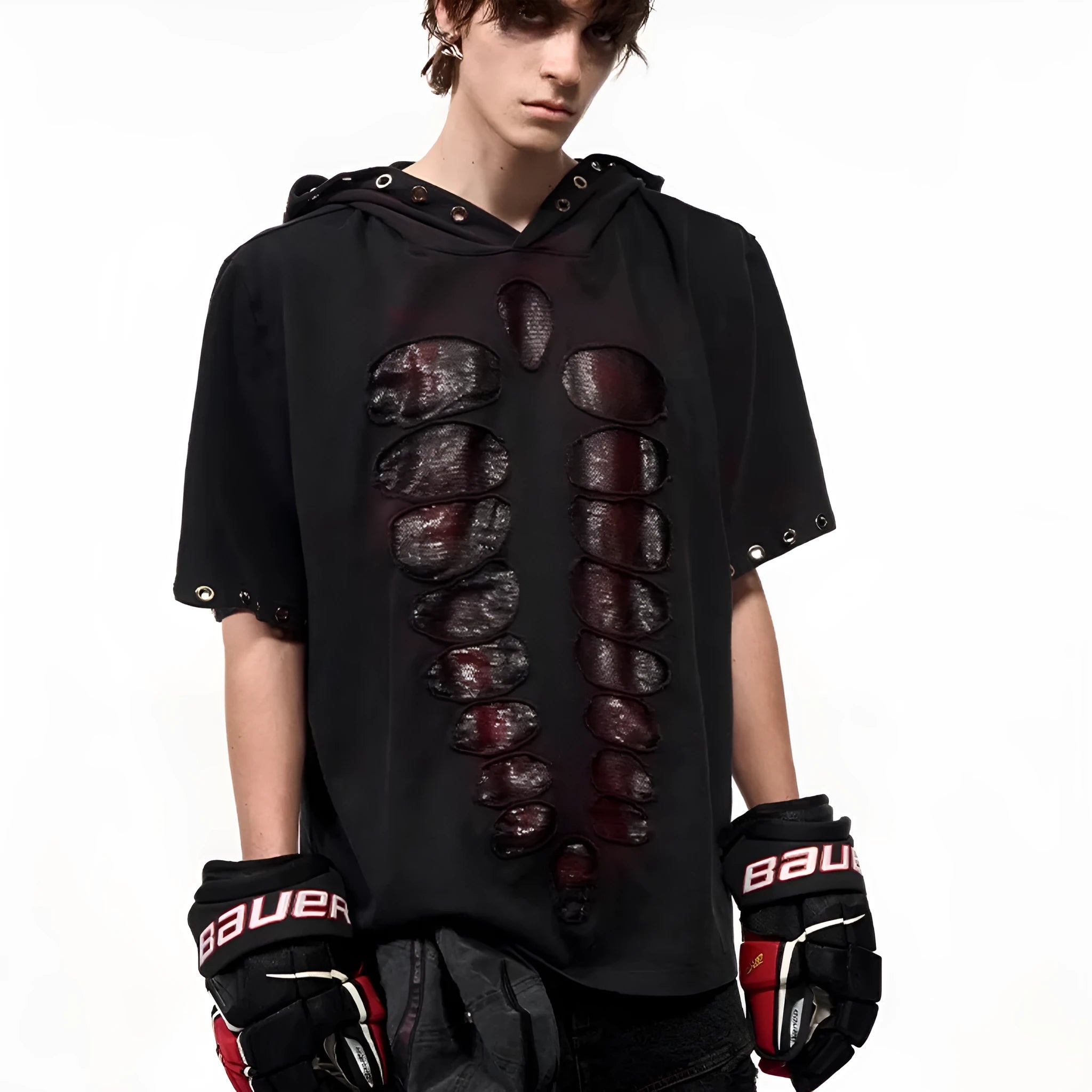 Black men's hooded T-shirt with short sleeves and sequin decoration.