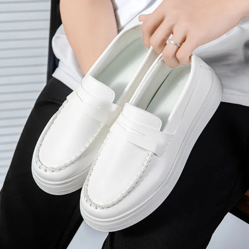 British style men's casual leather shoes in artificial PU with round toe, shown in white, black and white, and khaki colours