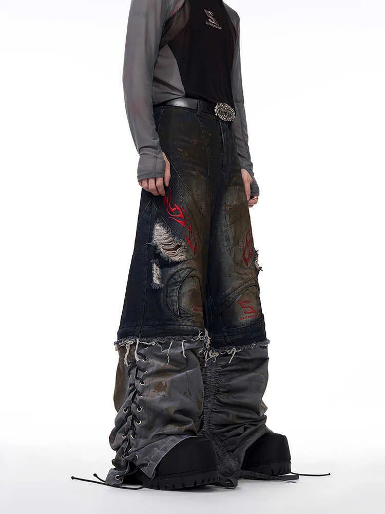 Men's retro jeans with detachable legs in wide-leg fit and mid-high waist