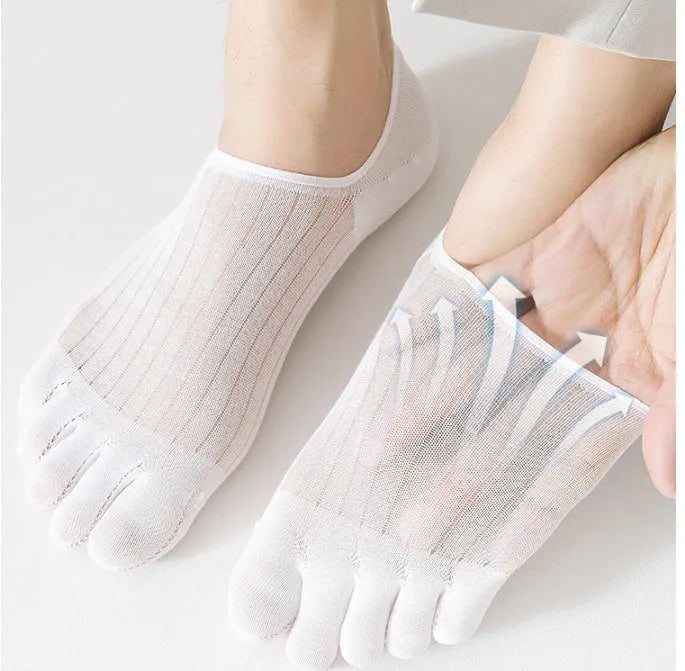 Modal five-finger boat socks in black, showing ultra-thin invisible design for low-cut shoes.