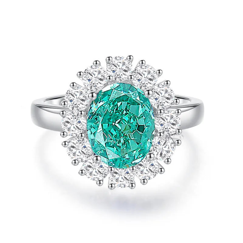 S925 silver emerald ring for women with a geometric design and an inlaid high carbon diamond centre stone.