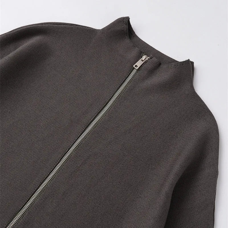 Women's stand collar zipper long sleeve knitted coat in striped pattern with contrast colour, regular fit casual cardigan pullover