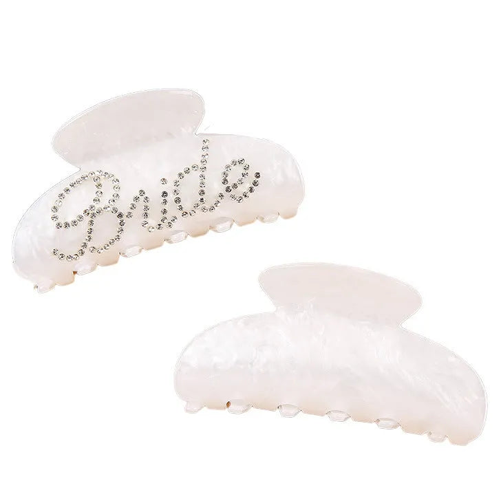 10cm acrylic hair clip with multi-diamond spot drill pattern and English letters