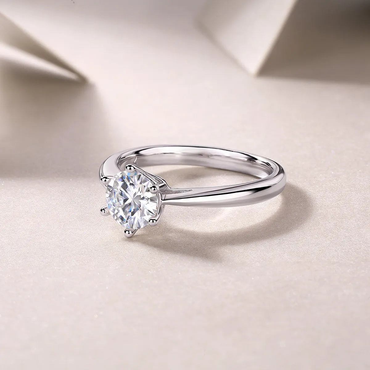 Moissanite wedding ring set with 1 carat S925 silver platinum plating diamond testable in a gift box