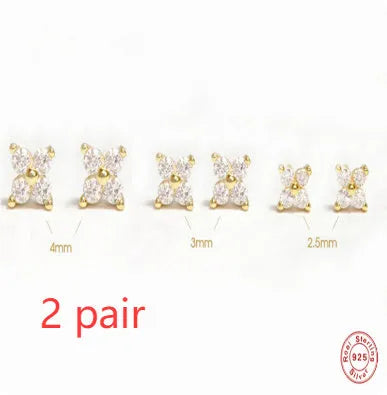S925 sterling silver geometric petal flower stud earrings in gold colour, 3mm size.