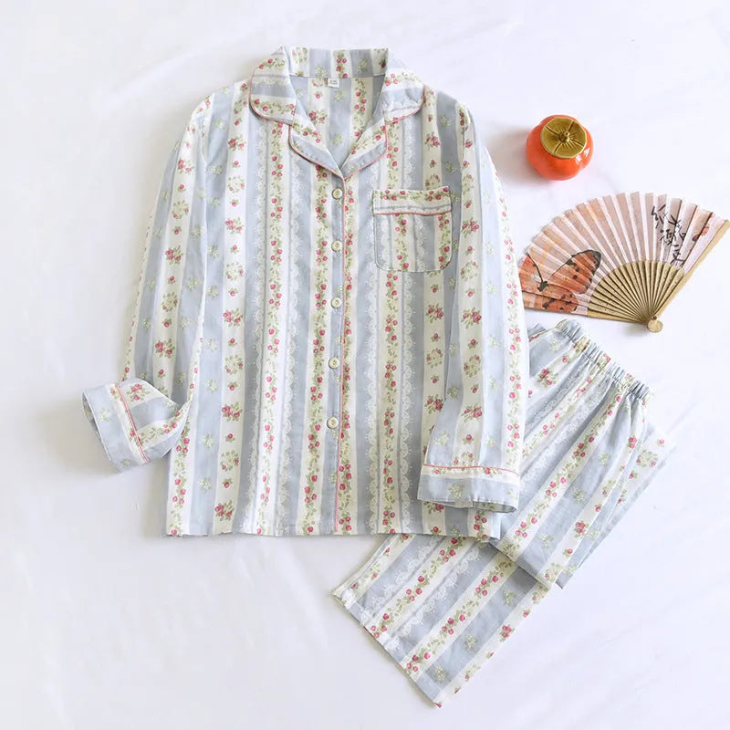 Ladies' cotton gauze homewear set with long sleeves and trousers in striped or fruit print patterns