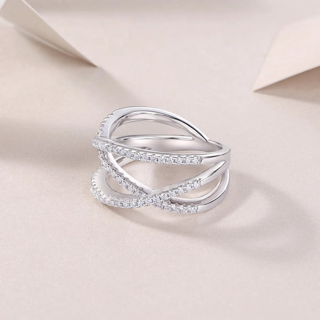 Moissanite wedding ring set in S925 silver with platinum plating, gift box and GRA certificate, size 7