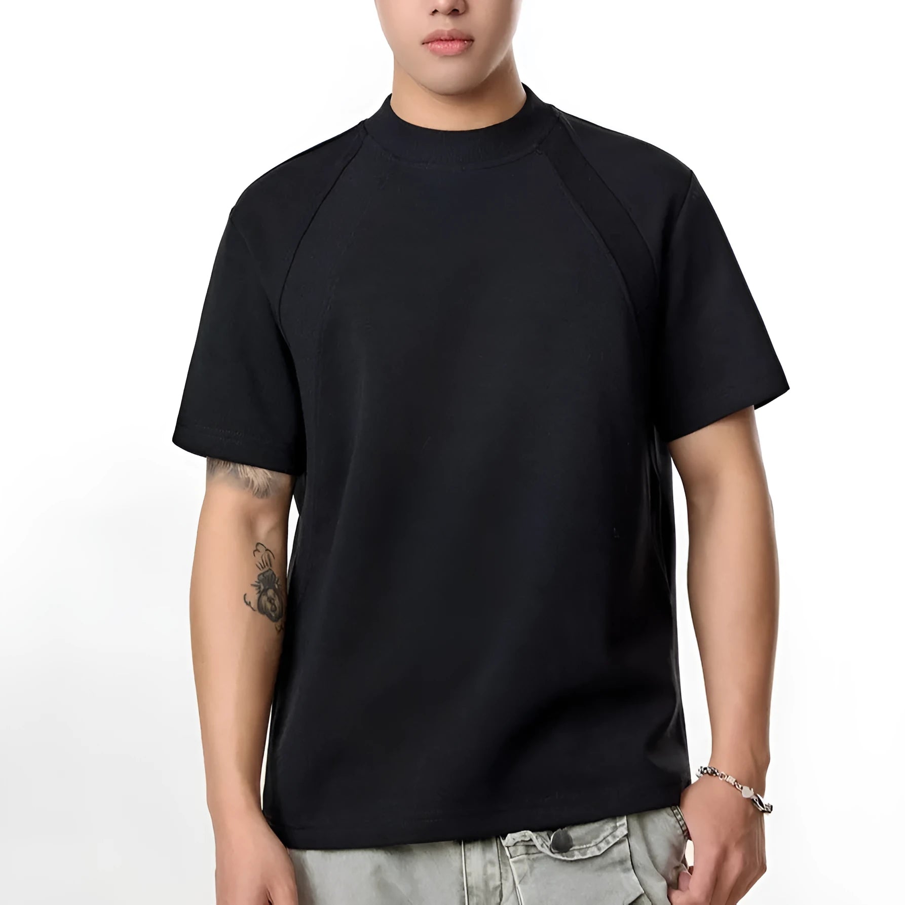 Men's loose fit black short sleeve t-shirt with textured air layer stitching detail