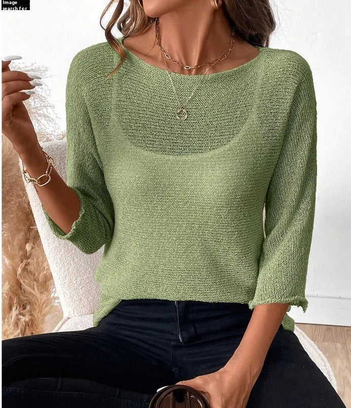 Women's thin knitted off-shoulder jumper in lavender purple with a 3D pattern and 3/4 sleeves.