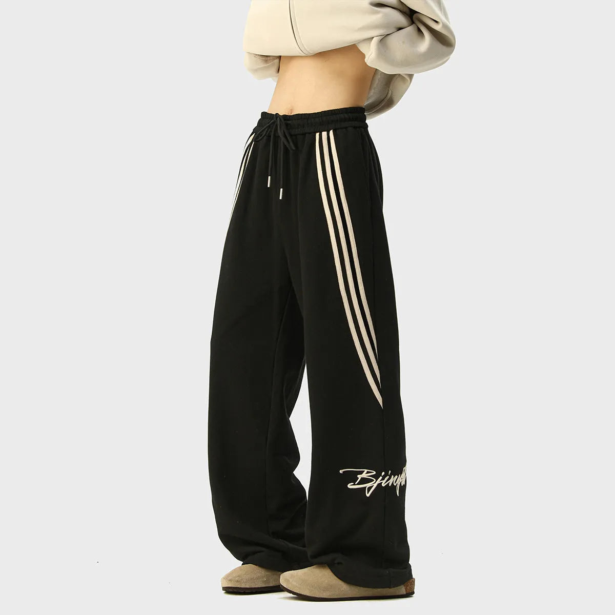 Trendy Brand striped men's loose straight-leg casual pants in Navy Blue, polyester stretch fabric, wrinkle-free finish