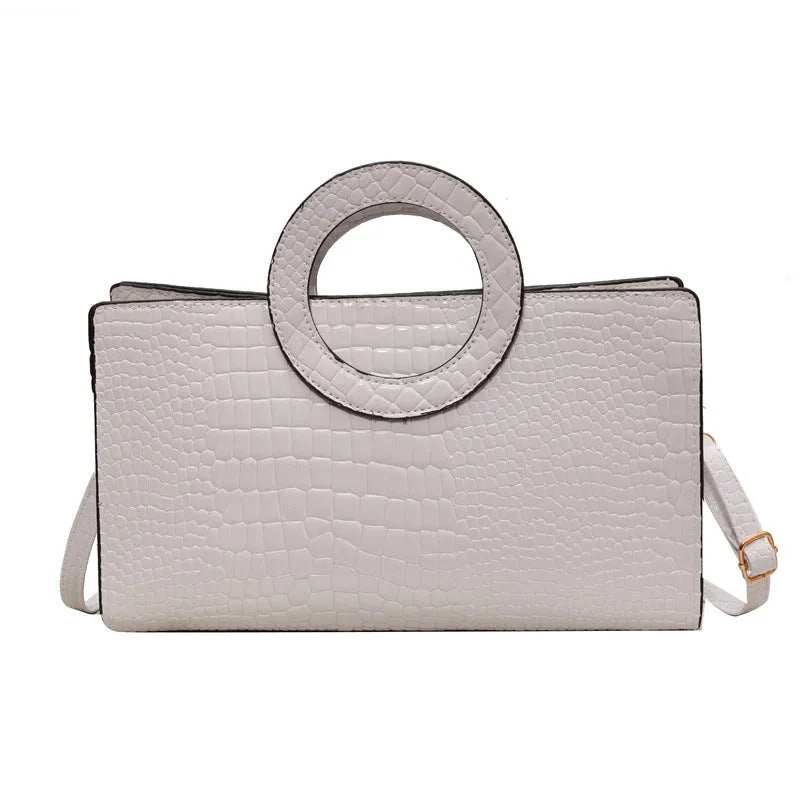 Retro woman's handbag in PU with crocodile pattern – horizontal square shape in beige