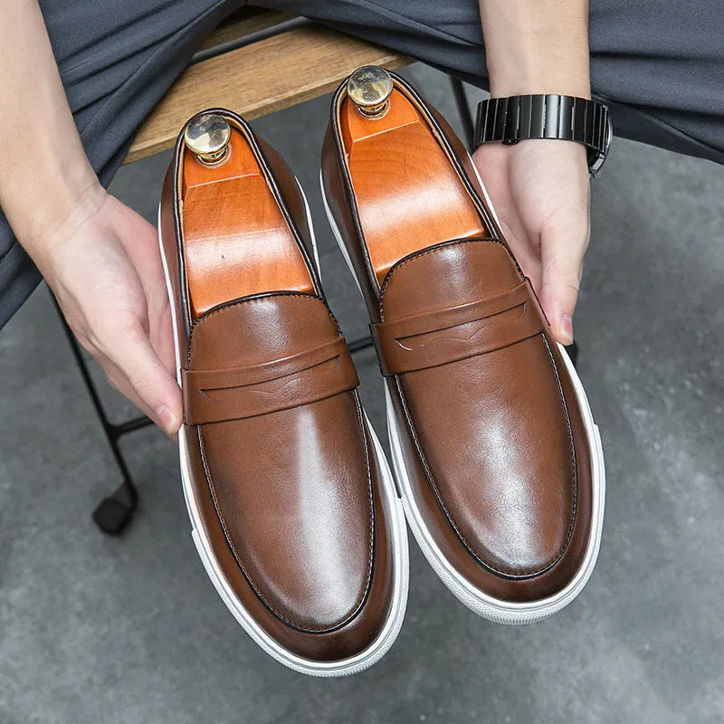 Plus size board shoes for men in brown with flat heel and rubber sole, size 44