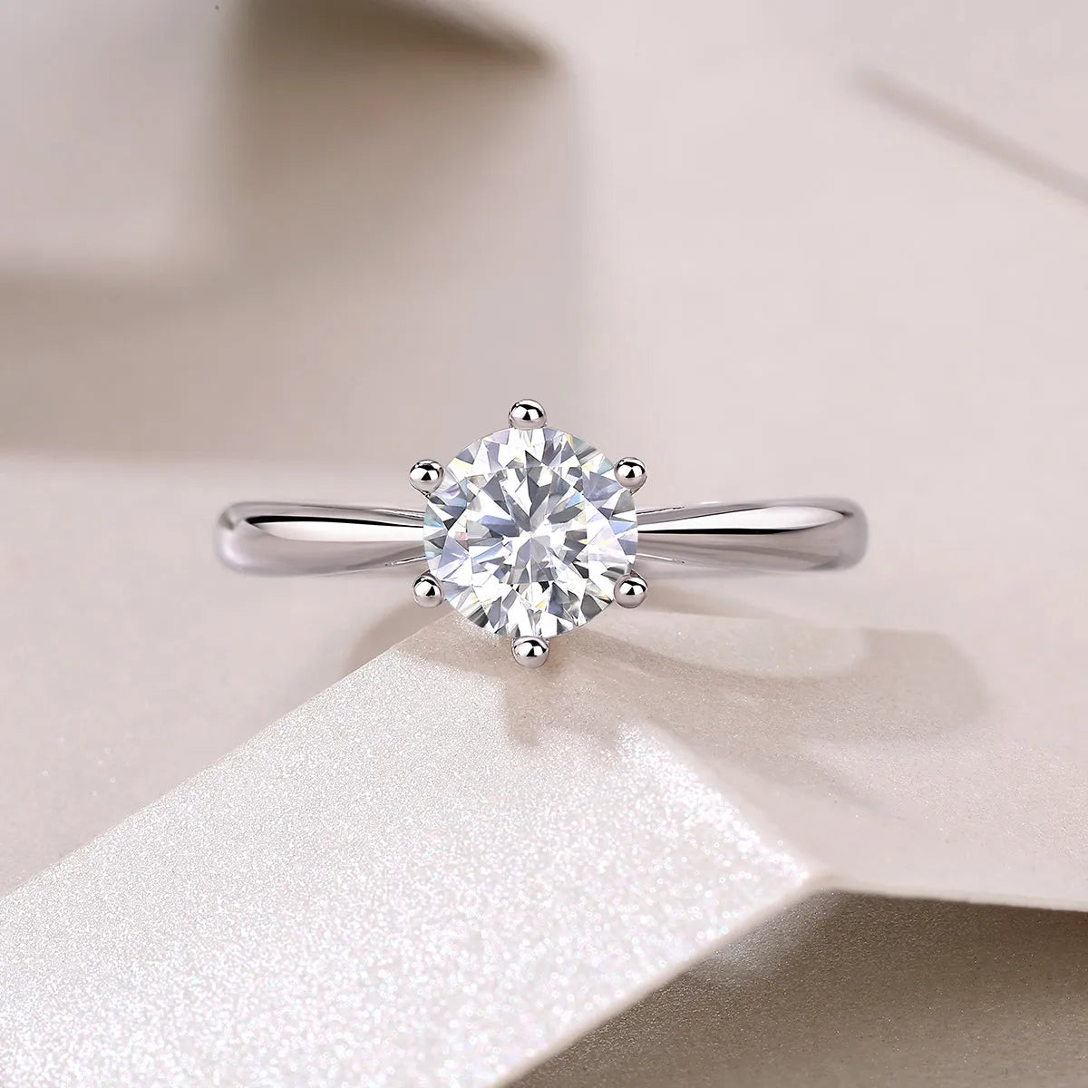 Moissanite wedding ring set with 1 carat S925 silver platinum plating diamond testable in a gift box