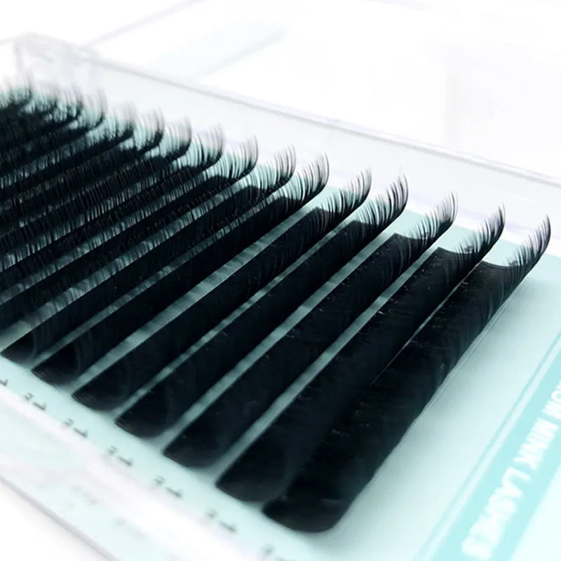 Women's soft velvet false eyelashes in artificial fibre with length options from 7mm to 15mm