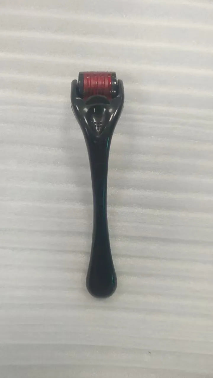 540 micro needle roller derma pen with coloured handle and wheel, shown with 0.2mm, 0.25mm, 0.3mm size options.