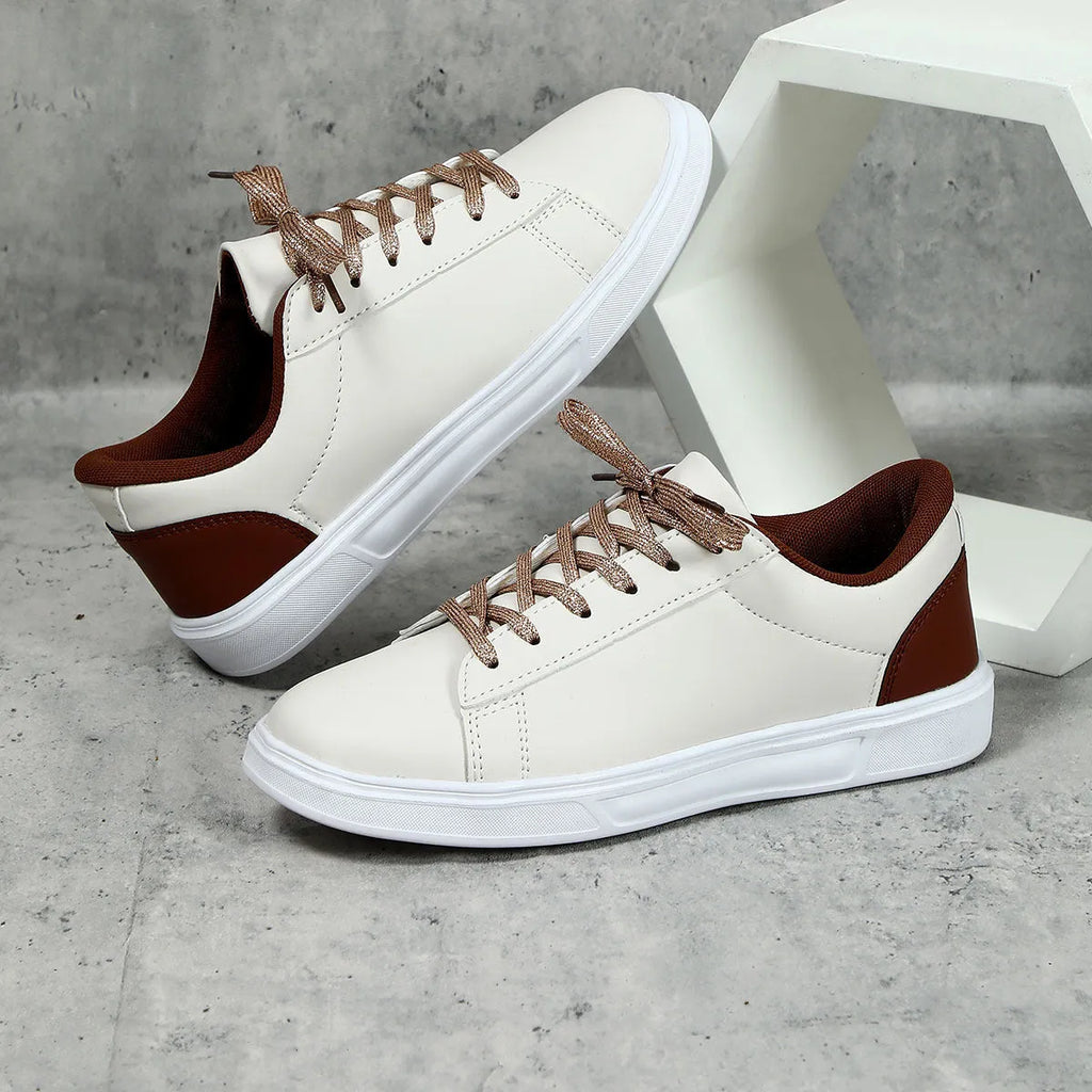 Platform skateboard sneakers in beige brown with round toe and shallow mouth design