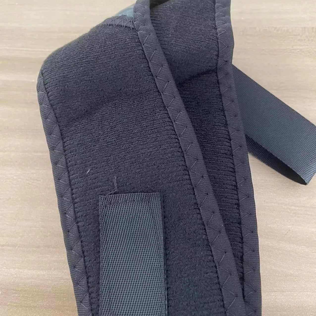 Babaka style back correction band for sitting posture support with adjustable nylon straps