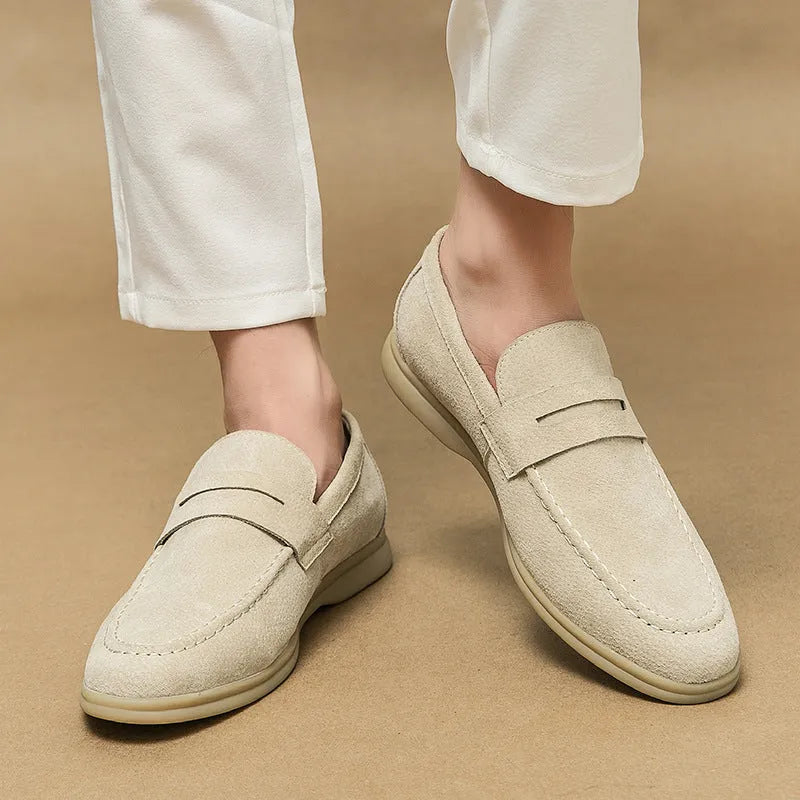 Men's slip-on leather casual shoes in black with mid heel and rubber sole
