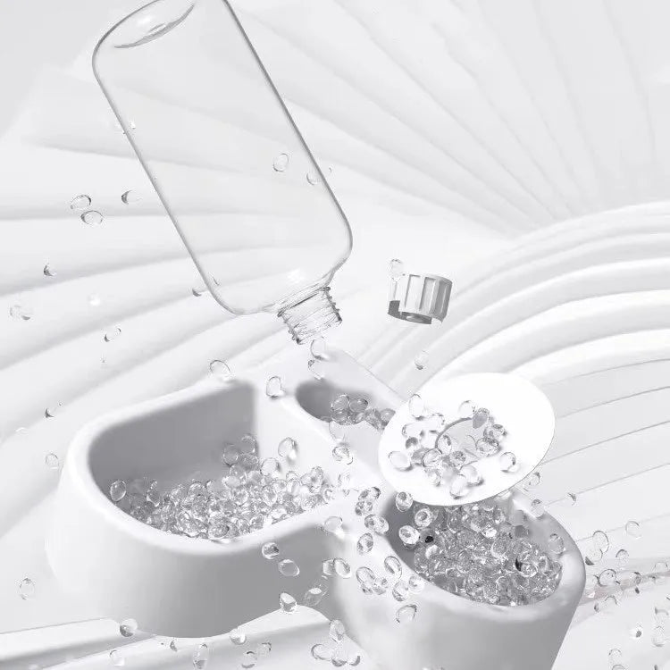 White automatic pet water fountain with 1.8 litre capacity and a quiet pump for cats and dogs.