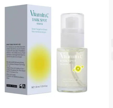 30ml bottle of vitamin C spot removal facial essence for skin brightening