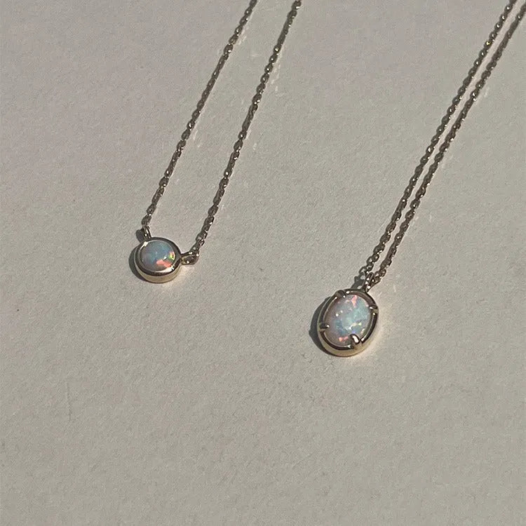 Geometric oval S925 silver pendant necklace with jelly opal gemstone detail