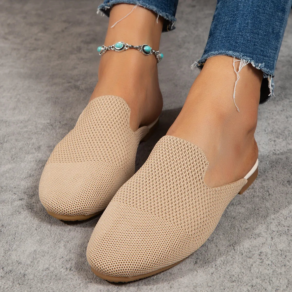 Women's candy colour mesh sandals with round toe and flat rubber sole