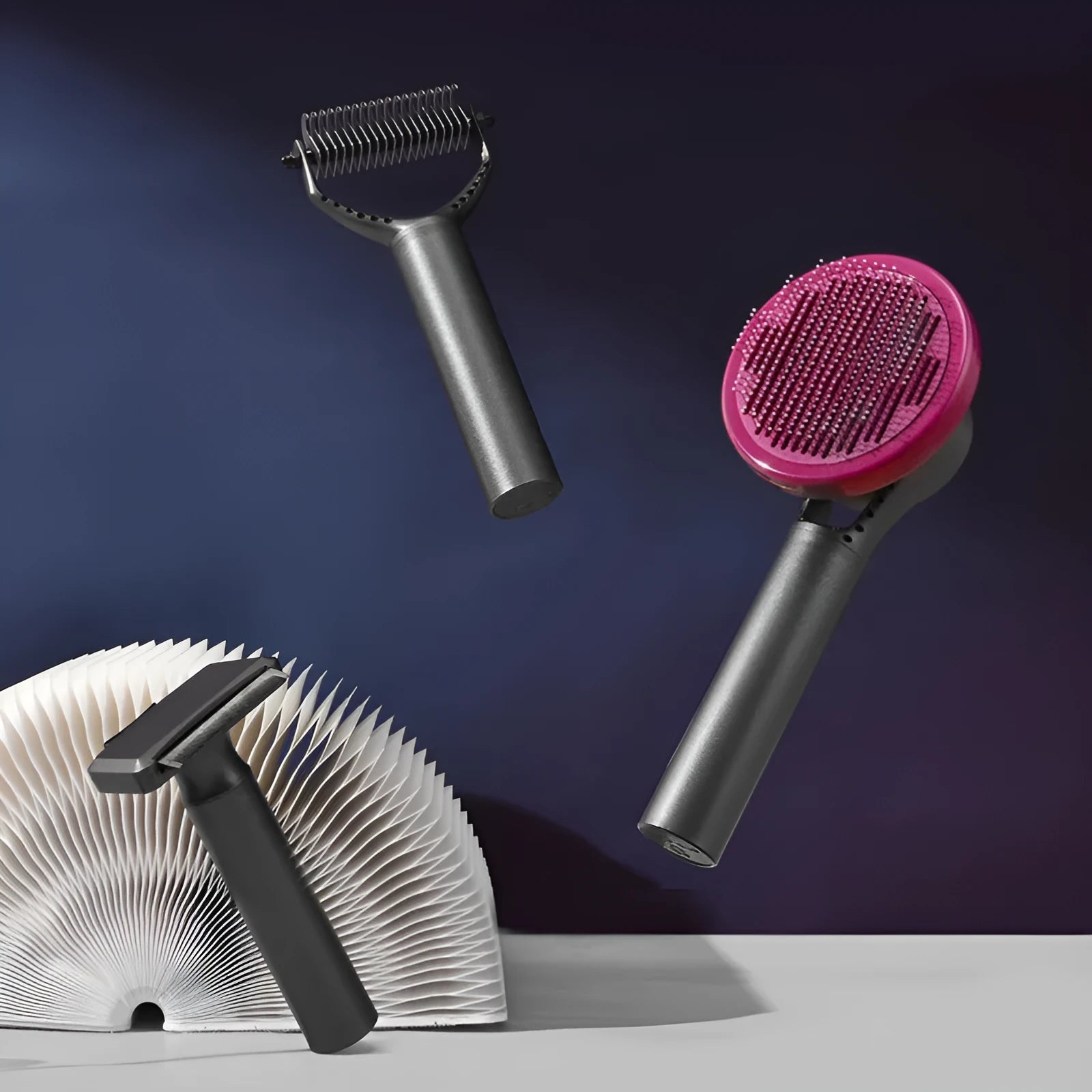 Massage knot washable pet grooming gift box with comb and brush in matte black and noble purple
