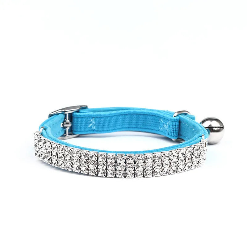 Velvet cat collar with rhinestones in five colours, adjustable from 20cm to 30cm length