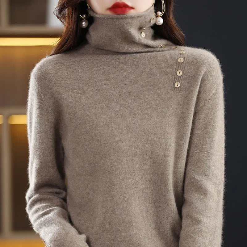 Slim fit knitted bottoming shirt in camel colour with 3D pattern and short 40cm length