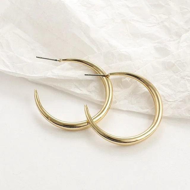 Sweet simulated pearl earrings for women gold alloy geometric shape party office leisure gift choice of 18 styles A-R