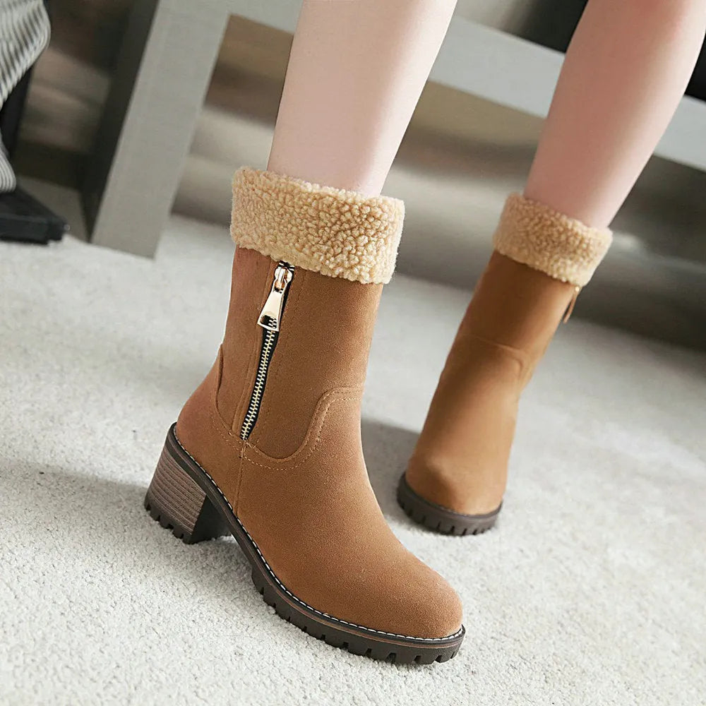 Snow boots with short plush lining in black, grey, green, or orange colours