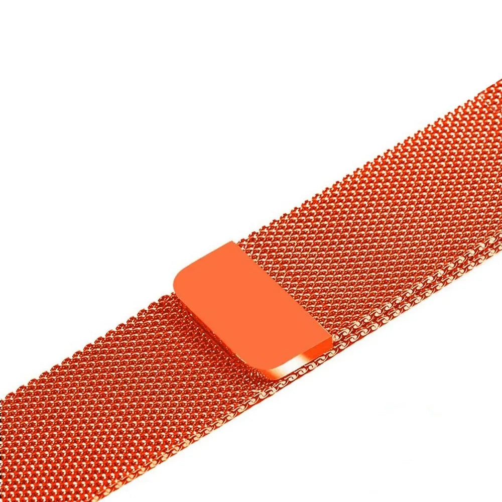 Stainless steel watch strap in silver colour for 38mm or 42mm watch cases.